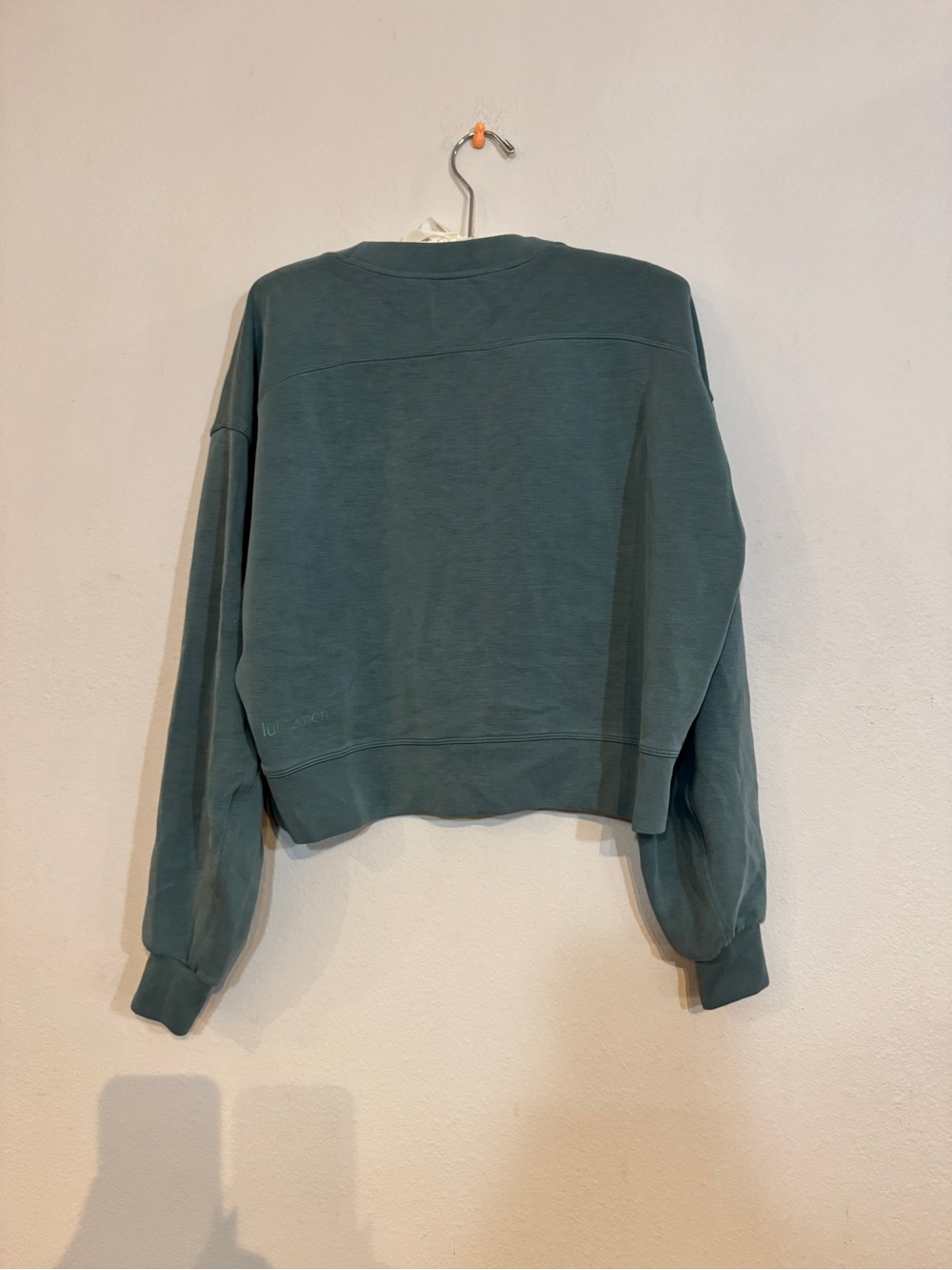 Lululemon pull-over - Picture 2 of 4